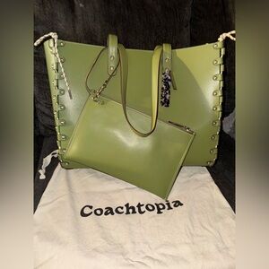 Coachtopia Large Re Laceable Tote